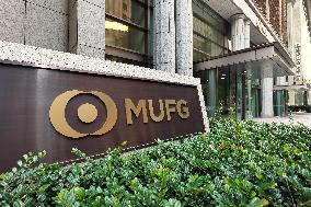 MINIs' signs and logos
